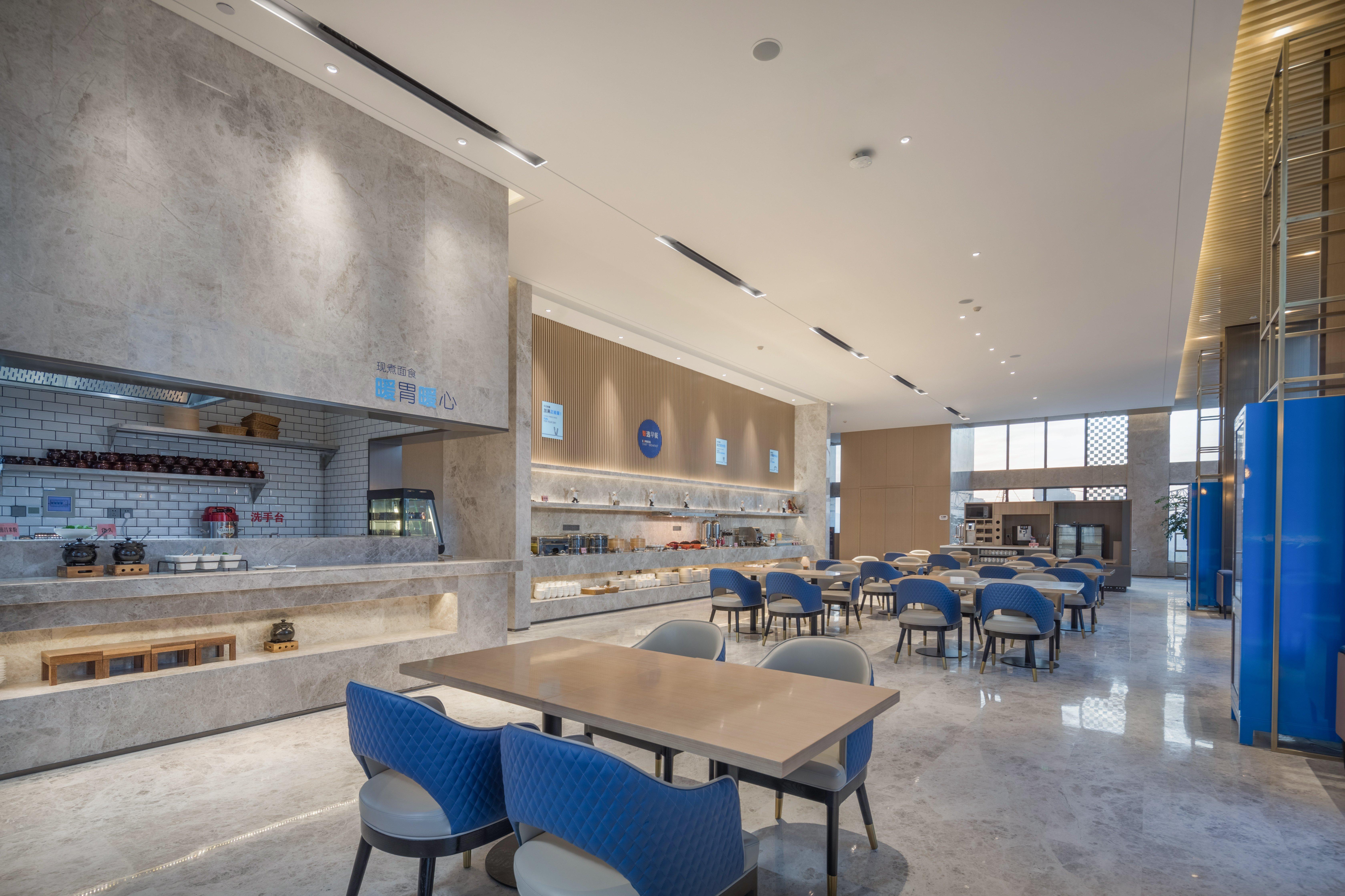 Holiday Inn Express Nanchang West Station By Ihg Kültér fotó